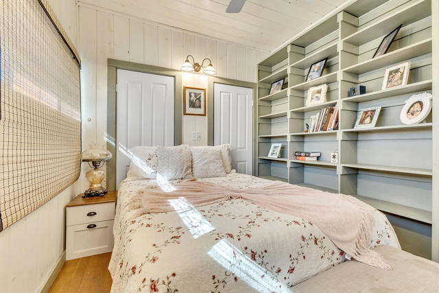25585 Alderwood St Street, Idyllwild CA: https://media.crmls.org/mediaz/3876c127-8349-4b3a-8f31-9136f39fd7a5.jpg
