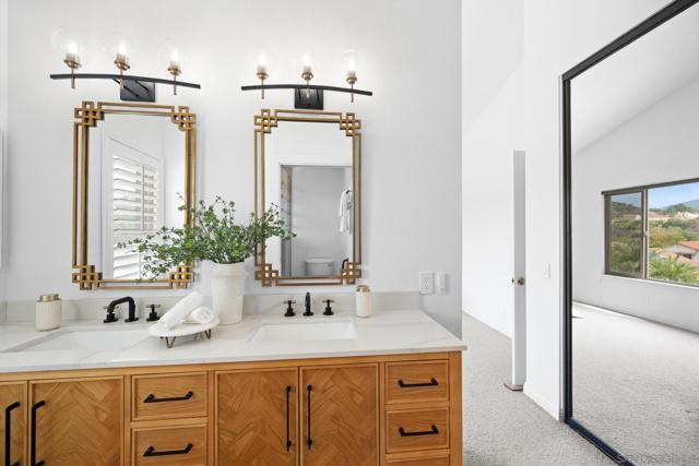 11479 Grassy Trail Dr, San Diego CA: https://media.crmls.org/mediaz/38781f29-aac7-479d-8253-4856ed66b7fd.jpg