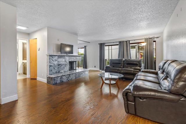 166 Kern Street, Salinas CA: https://media.crmls.org/mediaz/38798e10-1957-421b-b589-fbd793237952.jpg