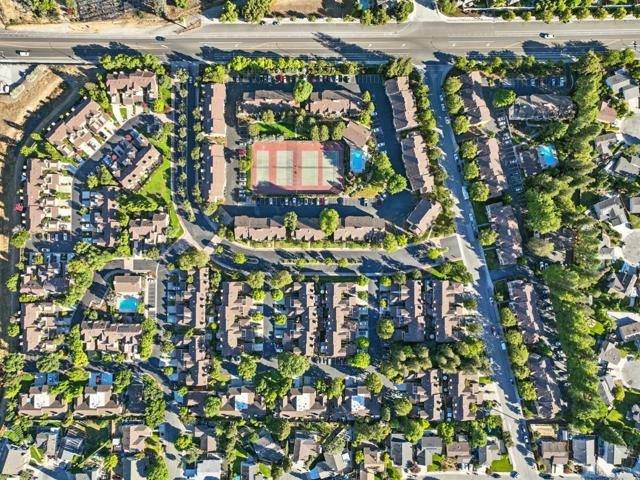 16902 Sorrel Way, Morgan Hill CA: https://media.crmls.org/mediaz/387ba60f-67fe-44db-afa7-817e864e6f95.jpg