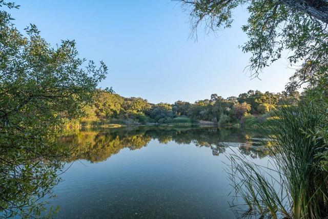 628 Colorado Avenue, Palo Alto CA: https://media.crmls.org/mediaz/387c4e22-3ca4-46b6-9891-5c393cddeee6.jpg