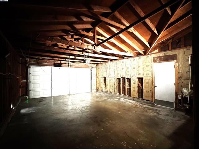 3338 Zamora Way, Stockton CA: https://media.crmls.org/mediaz/387c55a9-a27c-4d6b-b5cf-da7dcca826d7.jpg