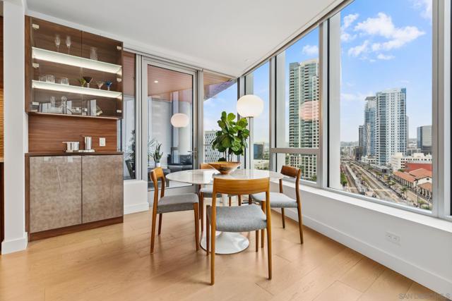 888 W E Street, San Diego CA: https://media.crmls.org/mediaz/387d0469-884d-4b44-8766-80e9875203c8.jpg