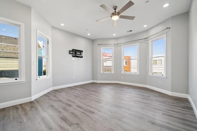 30003006 26th Street, San Francisco CA: https://media.crmls.org/mediaz/387de03e-0a94-45e1-b231-f37814bc02d2.jpg