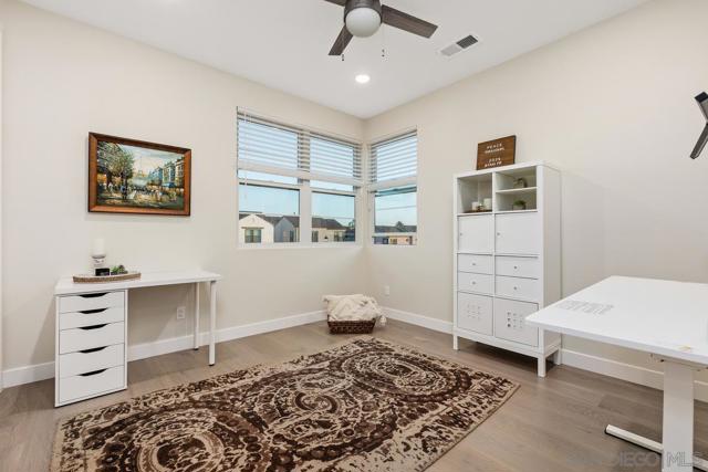 Image 22 of 43 For 6418 Fischer Way