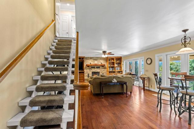 13700 Sycamore Drive, Morgan Hill CA: https://media.crmls.org/mediaz/387e8772-bc95-47b5-9981-262f29a6cac2.jpg