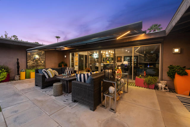 2749 E Livmor Avenue, Palm Springs, CA 92262
