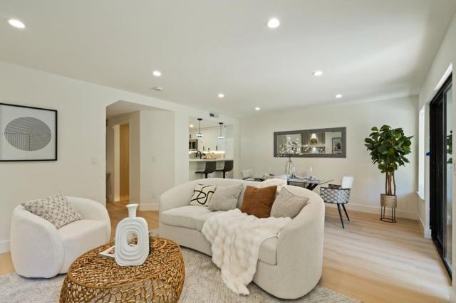 940 Cherry Glen Terrace, Fremont CA: https://media.crmls.org/mediaz/3880e5a6-9d77-4593-bd56-ec4151fb5644.jpg