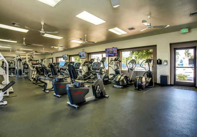 69411 R Ramon Rd #98, Cathedral City CA: https://media.crmls.org/mediaz/388106b0-ab59-4208-9626-de8f7bd9f420.jpg