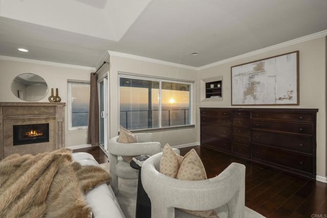 5968 Caminito De La Taza, San Diego CA: https://media.crmls.org/mediaz/38811165-097a-4f84-ab62-fd6ed1e00eb0.jpg