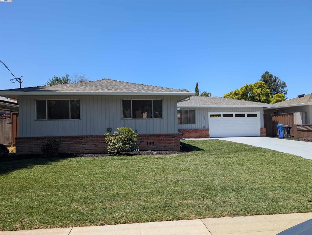 493 Washburn Dr