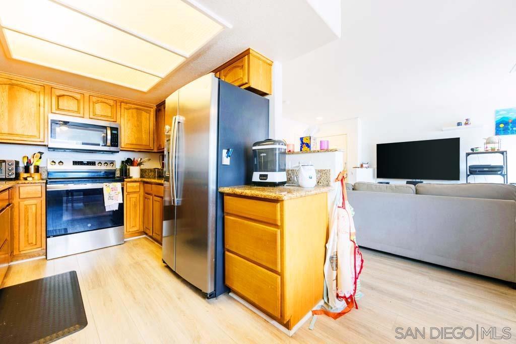 13945 Midland Rd - photo 18