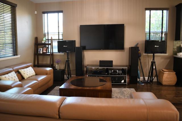 19051 Chicory Lane, Morgan Hill CA: https://media.crmls.org/mediaz/38833f69-da8e-4e6a-9542-f0dada8b4ebe.jpg