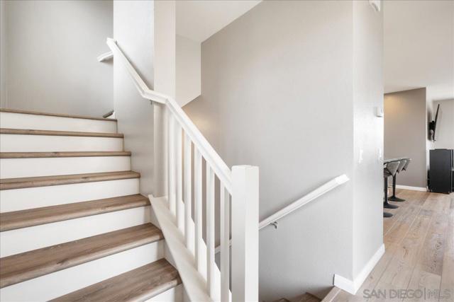 5506 San Roberto, San Diego CA: https://media.crmls.org/mediaz/38842ba8-ce29-4f07-8566-c3b657ec91ed.jpg