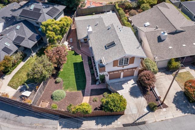 1701 Francis Court, Belmont CA: https://media.crmls.org/mediaz/3884671d-0f5b-42b2-a7e7-216cbc2bb9a0.jpg