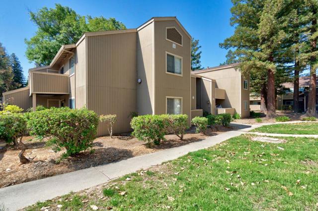 3445 Foxtail Terrace, Fremont CA: https://media.crmls.org/mediaz/38852908-8040-439f-ad8a-c0b2f755d927.jpg