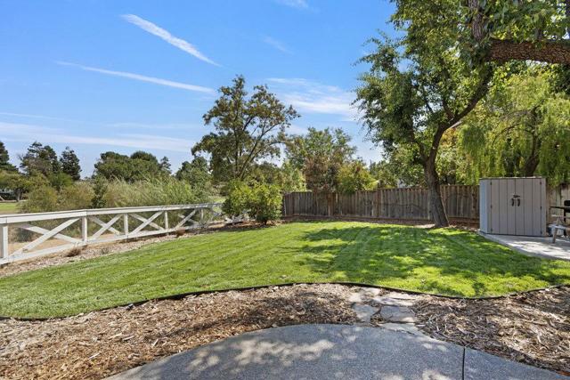 310 Bonnie Lane, Hollister CA: https://media.crmls.org/mediaz/3886e450-5537-40bc-a0a8-a0cbf1aec6a7.jpg