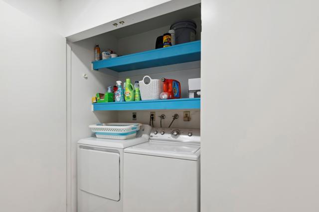 1254 Tiffany N Circle, Palm Springs CA: https://media.crmls.org/mediaz/38873ea3-8319-4909-ab57-03c0028e59a4.jpg