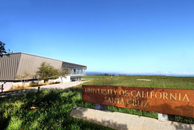 202 Panetta Avenue, Santa Cruz CA: https://media.crmls.org/mediaz/388740c2-8029-47a1-a051-de592bd599aa.jpg