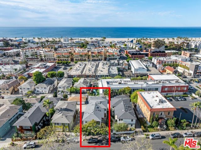 221 3rd Avenue photo 13