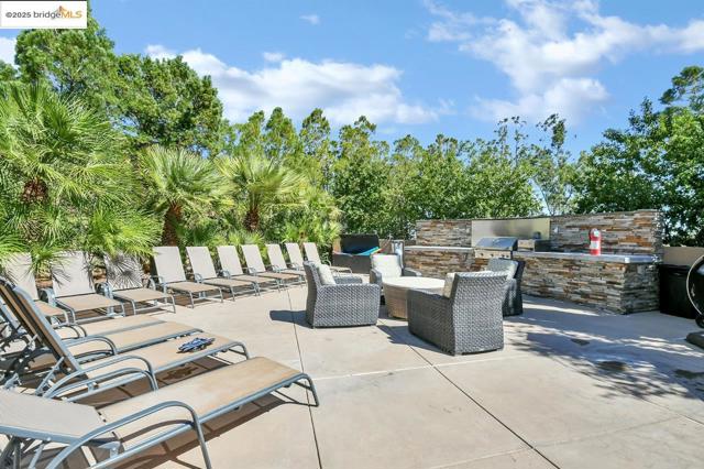 1147 Saint Julien St, Brentwood CA: https://media.crmls.org/mediaz/3887f73c-8441-43d4-ac1b-d0e46bd9db10.jpg