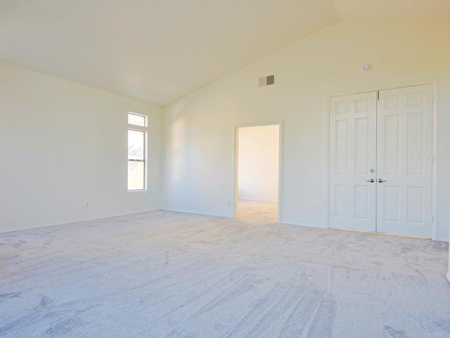 4918 Amador Dr, Oceanside CA: https://media.crmls.org/mediaz/38880e52-9e60-4de8-818e-99bce28adbca.jpg