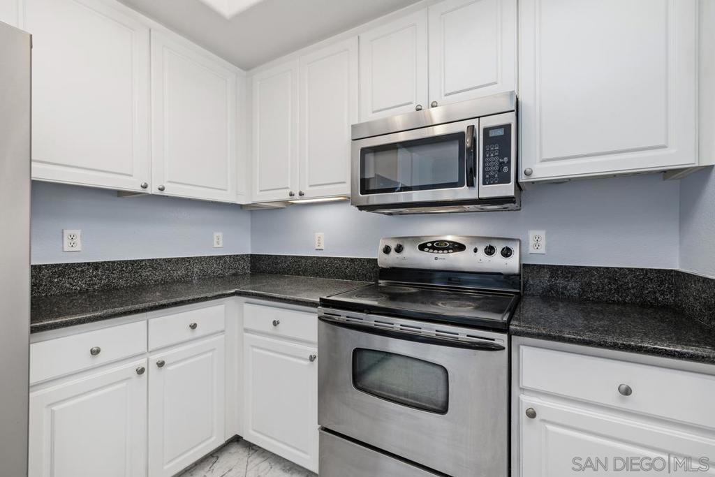 9263 Regents - photo 15