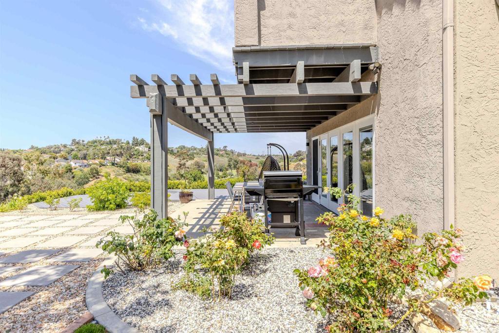 2304 Back Nine Street - photo 14