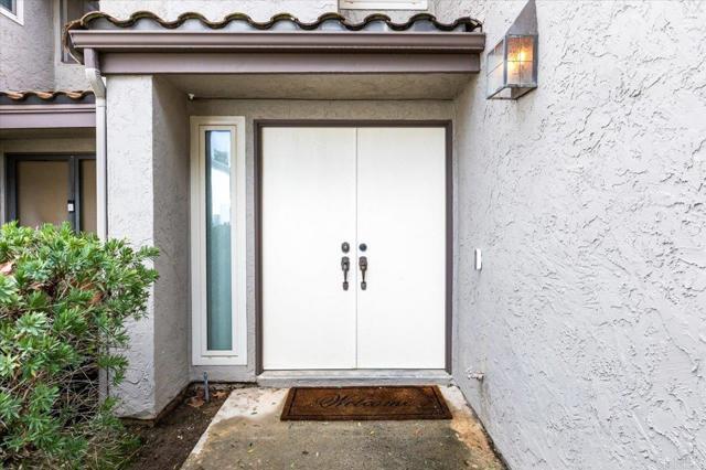 Detail Gallery Image 3 of 33 For 1113 Wren, Escondido,  CA 92026 - 2 Beds | 2/1 Baths