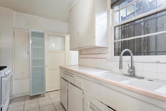 Detail Gallery Image 15 of 53 For 1615 S Adams St, Glendale,  CA 91205 - 4 Beds | 2 Baths