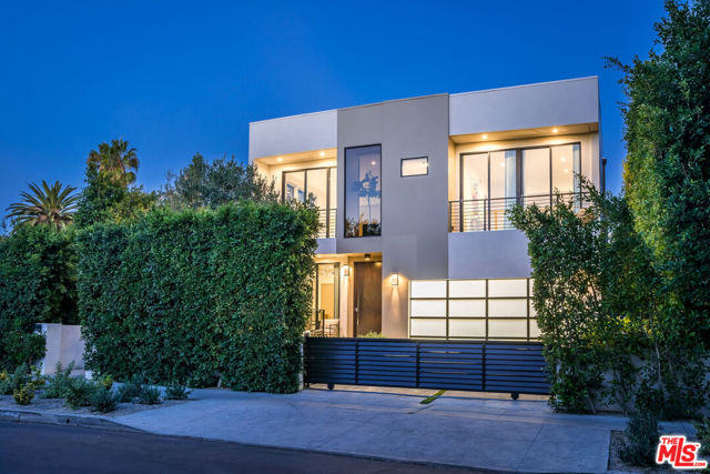 836 N Ogden Drive, Los Angeles CA: https://media.crmls.org/mediaz/388aaa0d-b2ce-4d10-b7e2-52ee4fe49ed5.jpg