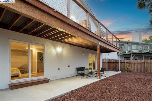 5277 Winifred Dr, Castro Valley CA: https://media.crmls.org/mediaz/388b60db-9941-4b3e-ae6c-a8752603c012.jpg