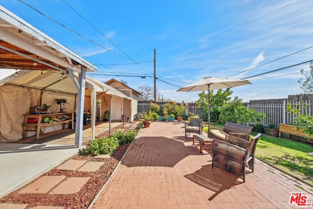 13280 Raven Street, Sylmar CA: https://media.crmls.org/mediaz/388bb19b-7acb-490b-9ed8-8deb74f685cb.jpg