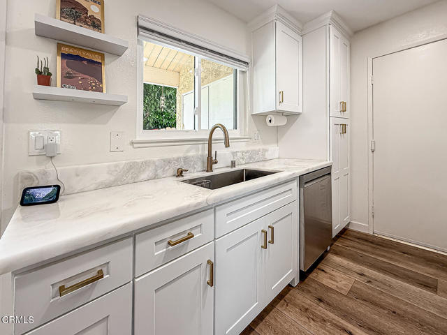 Detail Gallery Image 11 of 49 For 15076 Varsity St a,  Moorpark,  CA 93021 - 3 Beds | 2 Baths