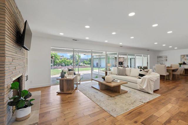 190 W San Martin Avenue, San Martin CA: https://media.crmls.org/mediaz/388c2159-0d4f-4665-9dde-3cbe97ab4da5.jpg