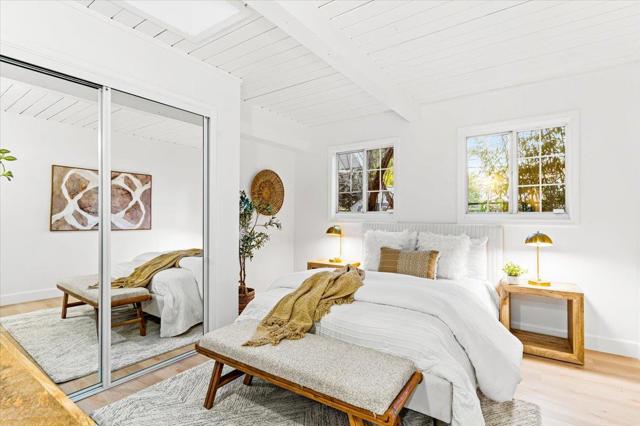 Image 11 of 35 For 21060 Tulita Court