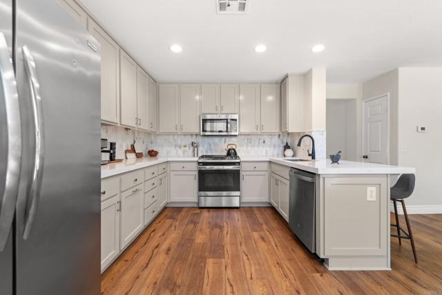 359 Franciscan Way, Oceanside CA: https://media.crmls.org/mediaz/388dcced-b62f-4a83-9af6-6b8e25d3c616.jpg