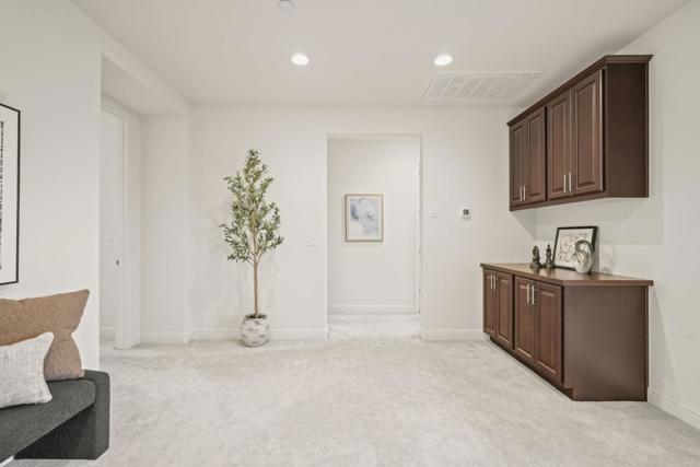 29732 Cantera Drive, Hayward CA: https://media.crmls.org/mediaz/388e3c50-932f-4fe8-97be-2c4a34f7329b.jpg