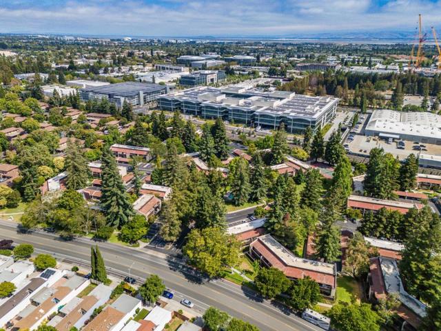 999 W Evelyn Terrace, Sunnyvale CA: https://media.crmls.org/mediaz/388ec3e7-5bcc-4676-9104-3e9926a0f7ed.jpg