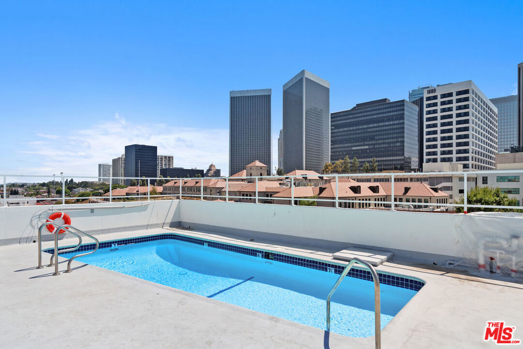 9950 Durant Drive #208