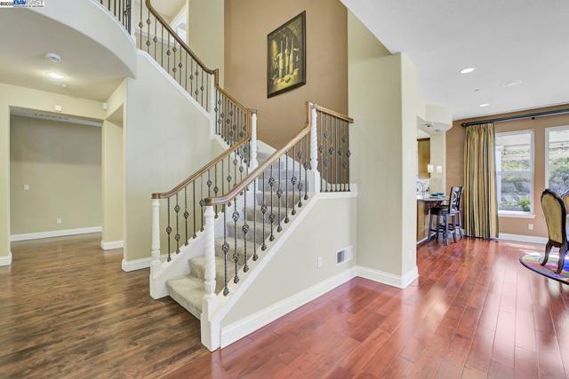 48564 Avalon Heights Ter, Fremont CA: https://media.crmls.org/mediaz/388f304c-66a0-4a7c-ae55-eeb65bdd3eaf.jpg
