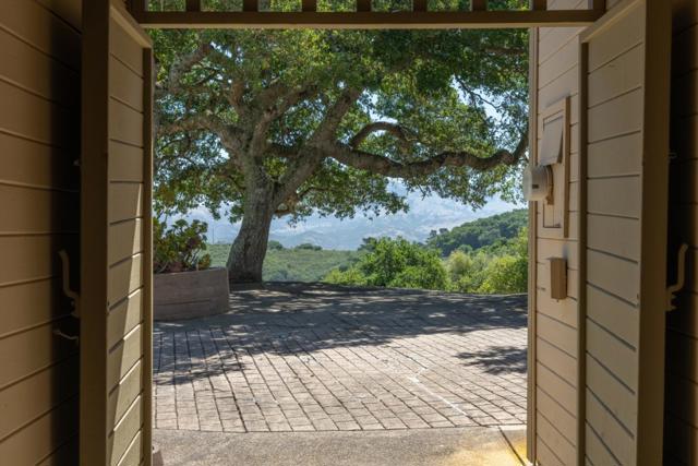 25940 Colt Lane, Carmel Valley CA: https://media.crmls.org/mediaz/388fc92d-1089-4b02-859d-1eacfd6613e2.jpg