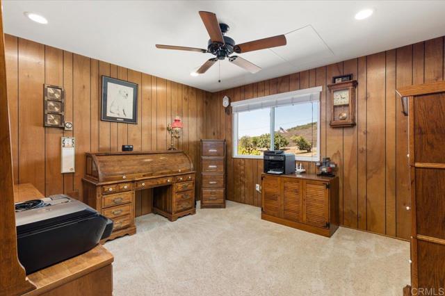 Detail Gallery Image 49 of 60 For 945 El Paseo, Vista,  CA 92084 - 4 Beds | 3 Baths
