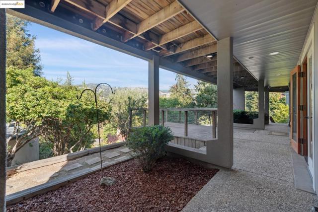 Image 48 of 60 For 6148 Ocean View Dr