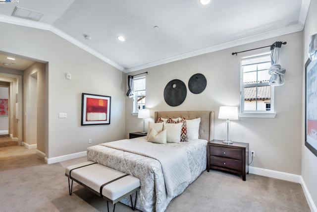 1038 S Monarch, San Ramon CA: https://media.crmls.org/mediaz/389134a6-2dd5-44b3-80f0-f62219090f0b.jpg