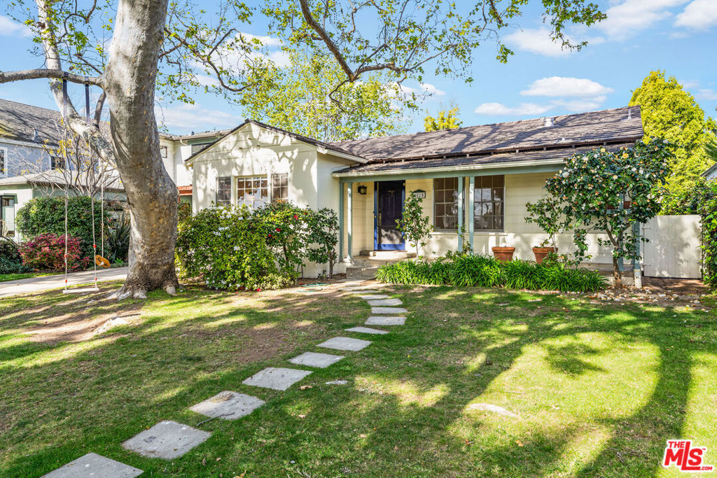 2825 Washington Avenue