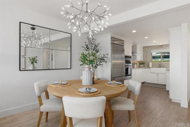 Detail Gallery Image 4 of 31 For 640 W Solana Circle #11,  Solana Beach,  CA 92075 - 2 Beds | 2 Baths