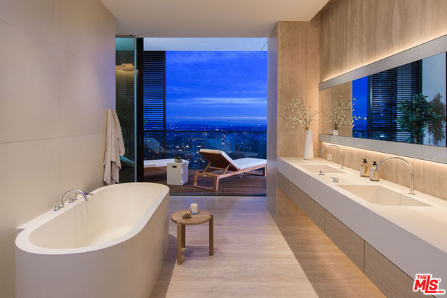 9040 W Sunset Blvd, West Hollywood CA: https://media.crmls.org/mediaz/38934870-da4b-4cec-9892-5b428b1c34dd.jpg