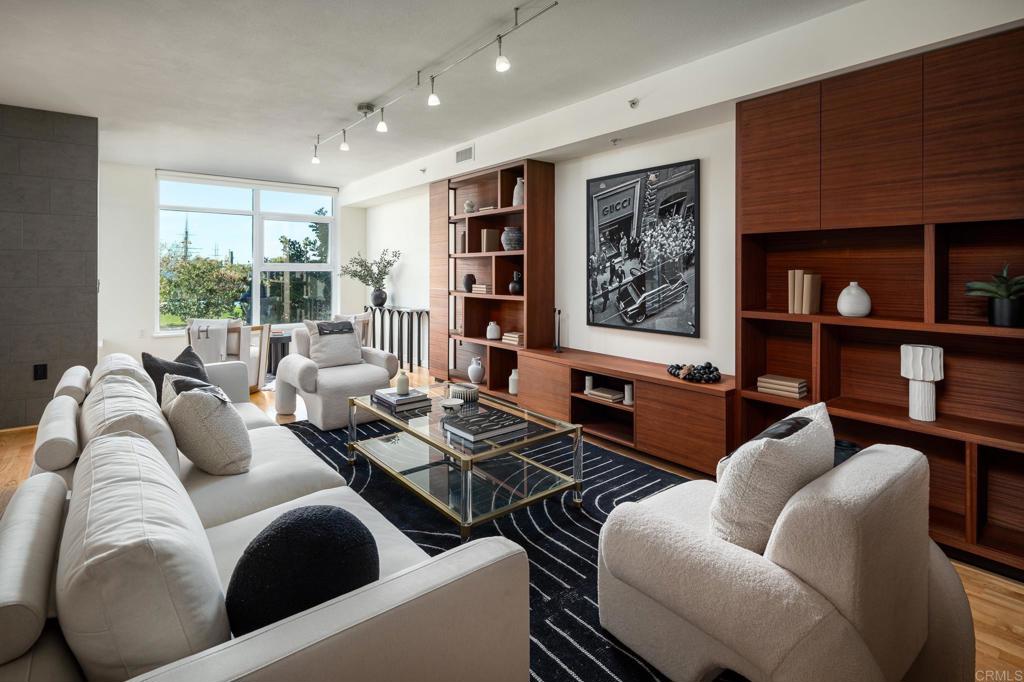 1431 Pacific Highway #315