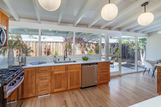 370 Drake Court, Santa Clara CA: https://media.crmls.org/mediaz/3894ce53-4a95-4729-803c-6ccd31284921.jpg